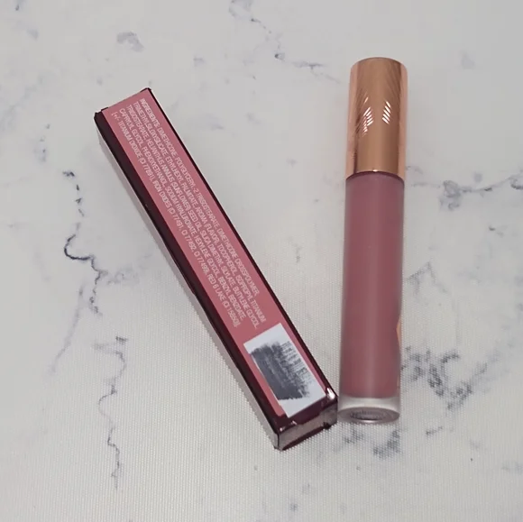 Charlotte Tilbury Airbrush Flawless Lip Blur Liquid Lipstick Pillow Talk - Picture 2 of 3